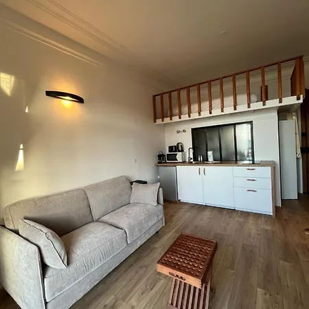 Face A La Apartment *