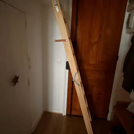 Face A La Apartment